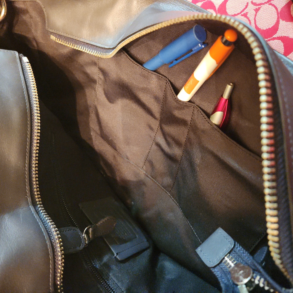 Business Totes - Picture 11 of 12